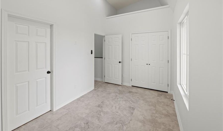 1404 E Karen Dr A, Alton, TX 78573 - 2 Beds, 3 Bath