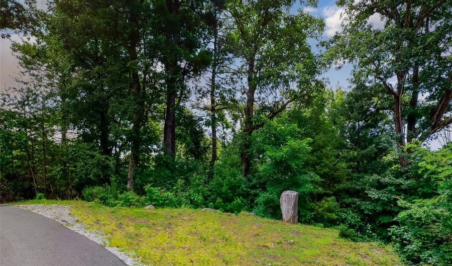 Lot 6 Bear Mor Ridge, Highlands, NC 28741 - 0 Beds, 0 Bath