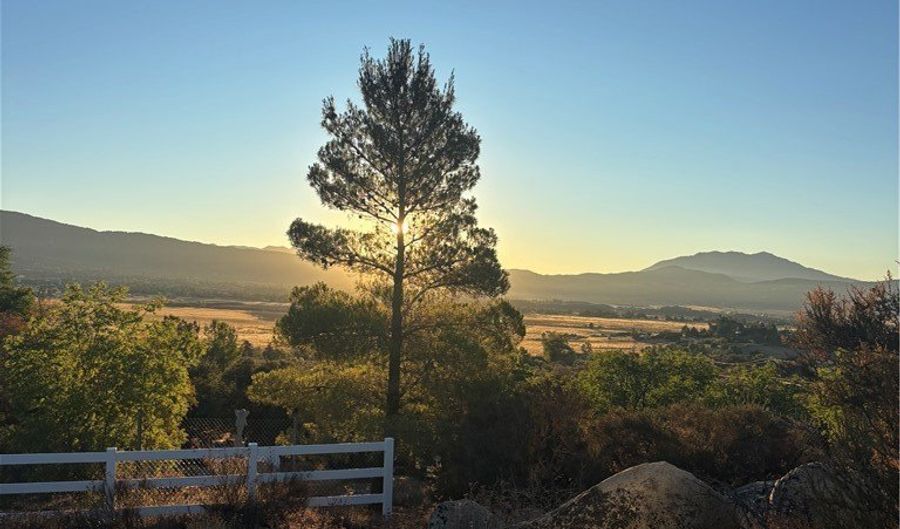 54648 Glasgow Rd, Anza, CA 92539 - 3 Beds, 2 Bath