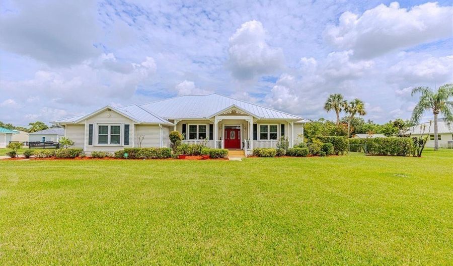 15551 Idalia Dr, Alva, FL 33920 - 3 Beds, 4 Bath