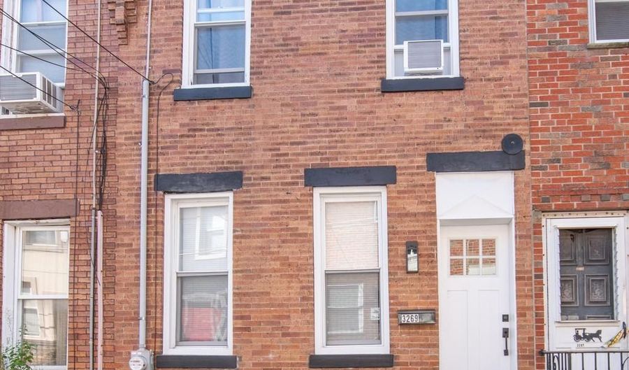 3269 LIVINGSTON St, Philadelphia, PA 19134 - 2 Beds, 2 Bath