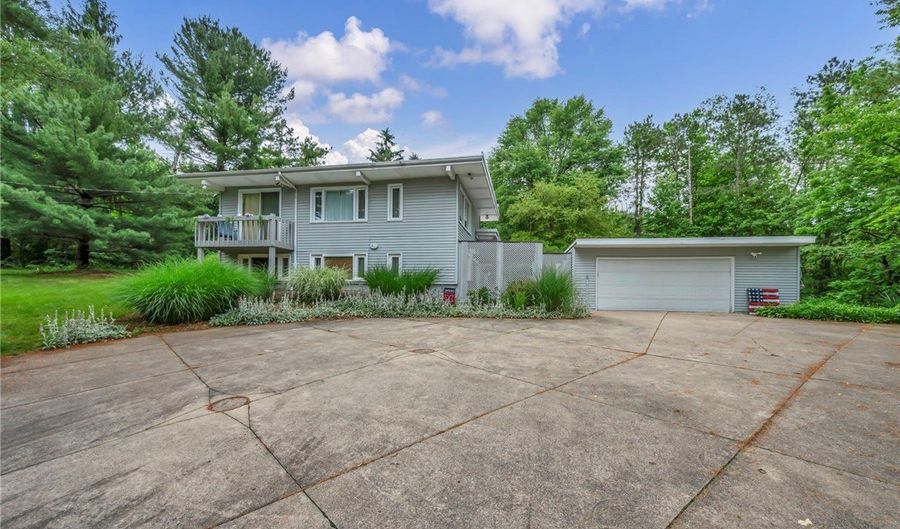 1425 Partridge Ln, Akron, OH 44333 - 4 Beds, 2 Bath