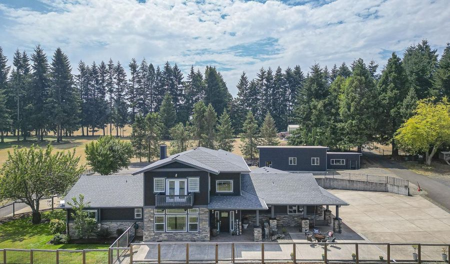 11364 James Way Dr SE, Aumsville, OR 97325 - 6 Beds, 5 Bath