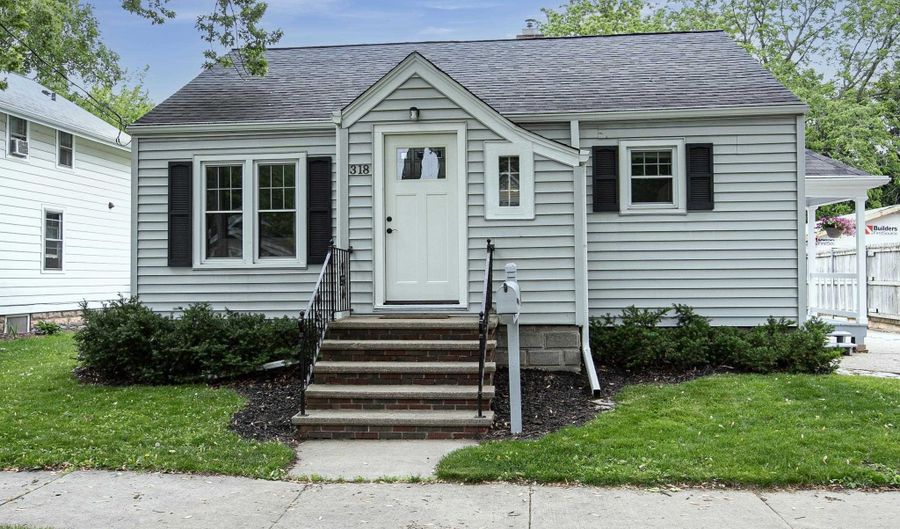 318 N OUTAGAMIE St, Appleton, WI 54914 - 3 Beds, 1 Bath