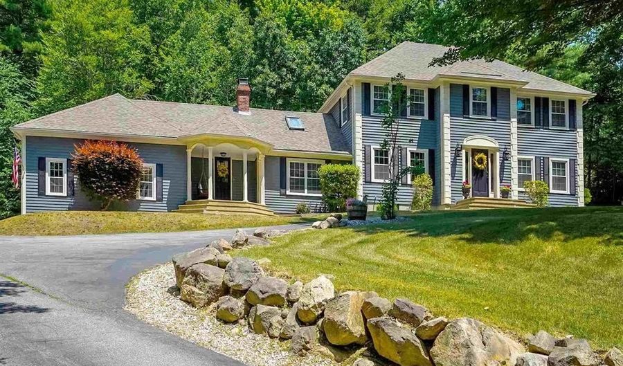 18 Hawk Dr, Bedford, NH 03110 - 4 Beds, 3 Bath