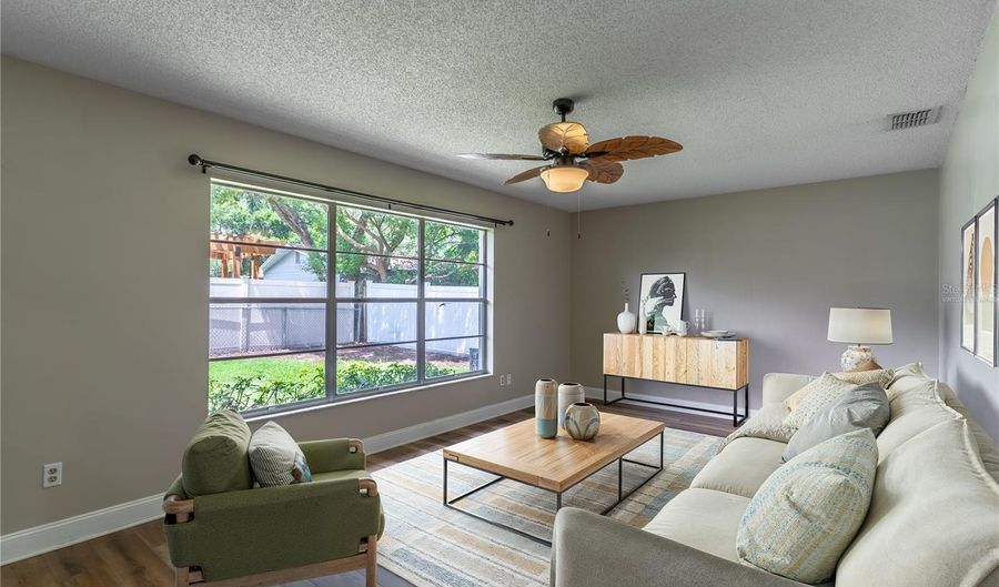 429 WEKIVA RAPIDS Dr, Altamonte Springs, FL 32714 - 3 Beds, 2 Bath