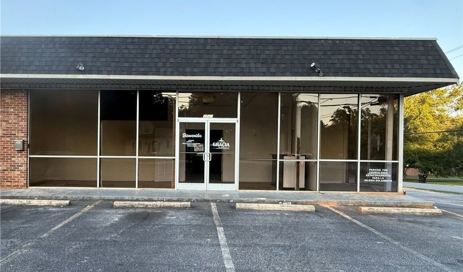 2702 North Ave, Anderson, SC 29621 - 0 Beds, 0 Bath