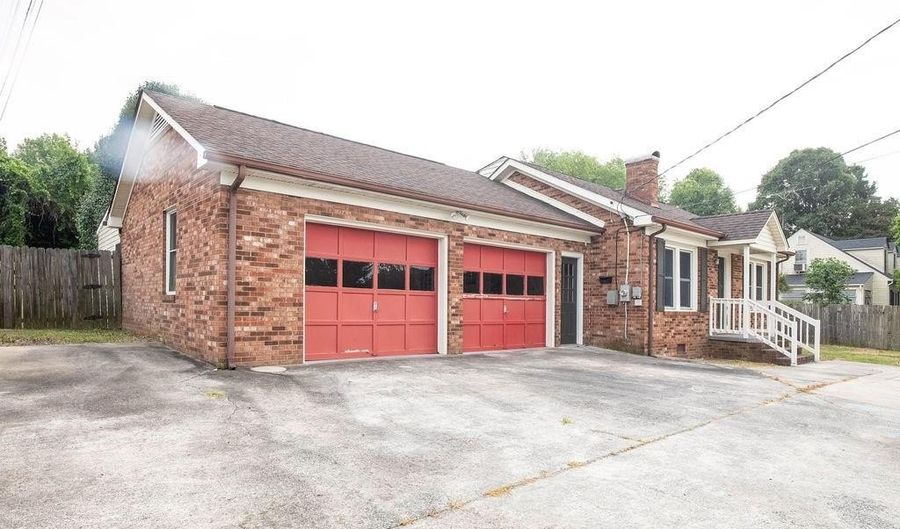 520 Old Liberty Rd, Asheboro, NC 27203 - 3 Beds, 2 Bath