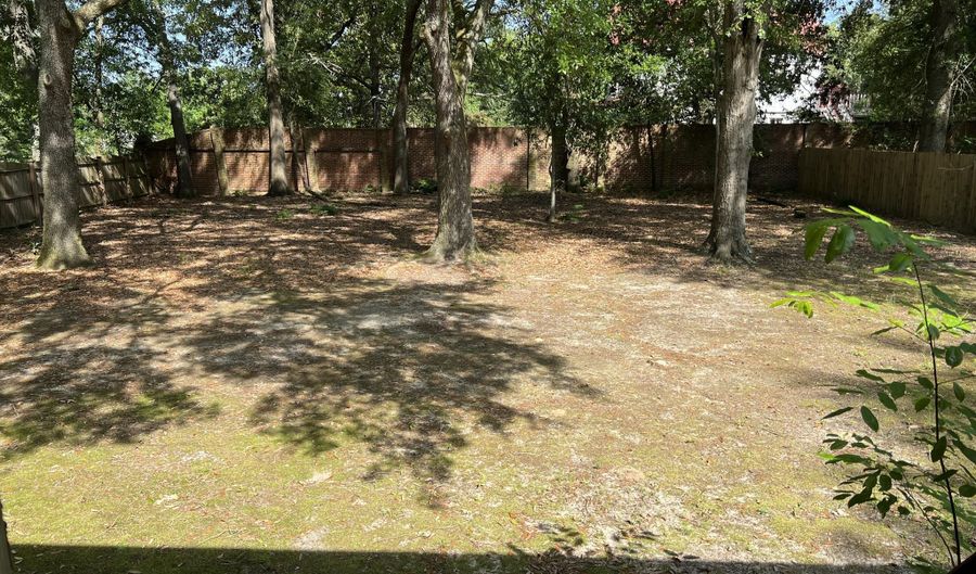 206 Sumter St SE, Aiken, SC 29801 - 2 Beds, 2 Bath