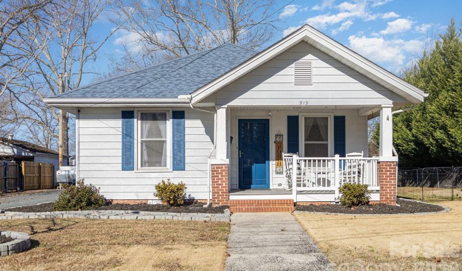 313 Webb St, Albemarle, NC 28001 - 2 Beds, 1 Bath