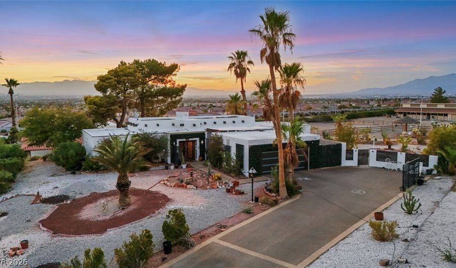 6744 Mountridge Dr, Las Vegas, NV 89110 - 3 Beds, 2 Bath