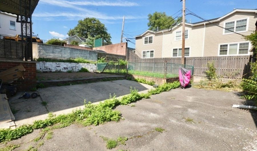 100 William St First Floor 1, Belleville, NJ 07109 - 3 Beds, 1 Bath