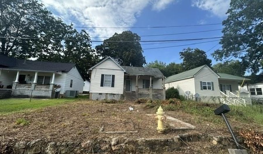 4 HIGH St, Anniston, AL 36201 - 2 Beds, 1 Bath
