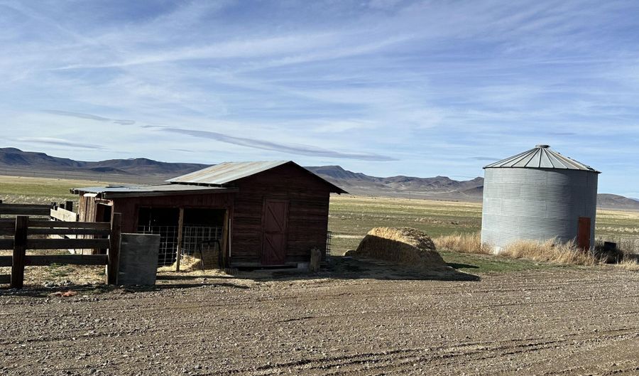 NV-305, Battle Mountain, NV 89820 - 12 Beds, 8 Bath