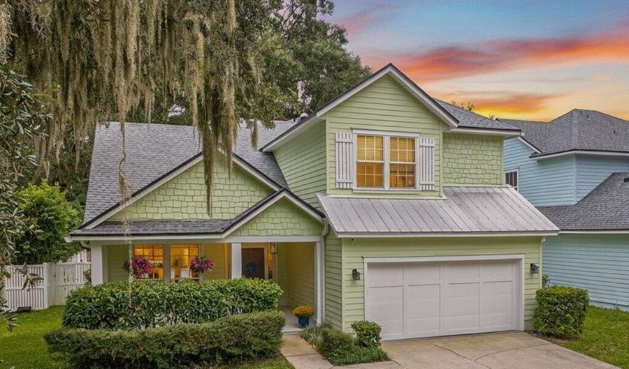 800 PARADISE Ln, Atlantic Beach, FL 32233 - 3 Beds, 2 Bath