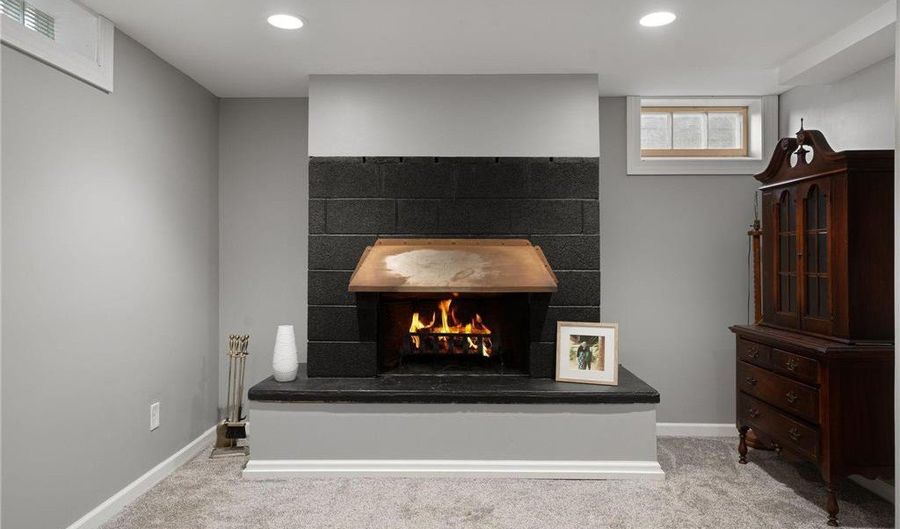 120 Ridge Rd, Albert Lea, MN 56007 - 3 Beds, 2 Bath