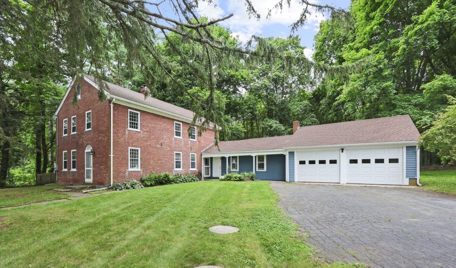 3224 South St, Coventry, CT 06238 - 4 Beds, 2 Bath