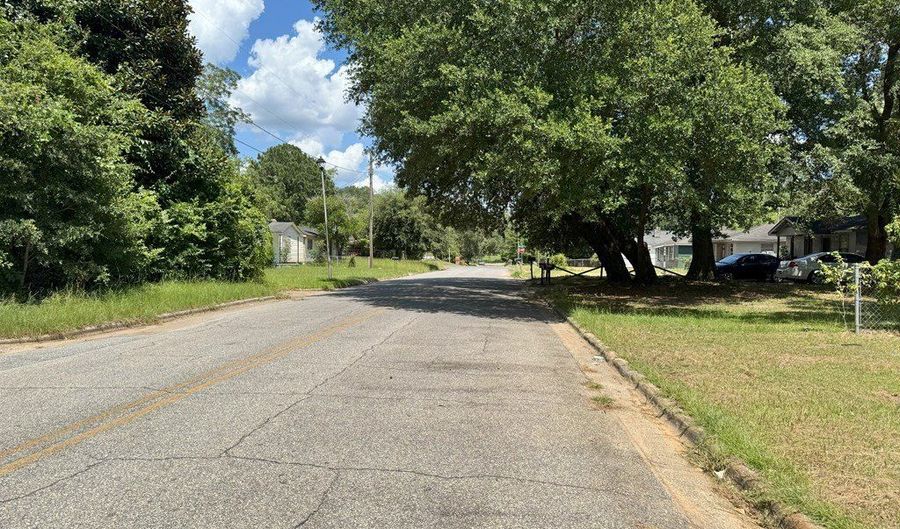 1410 Roosevelt Ave, Albany, GA 31705 - 2 Beds, 1 Bath