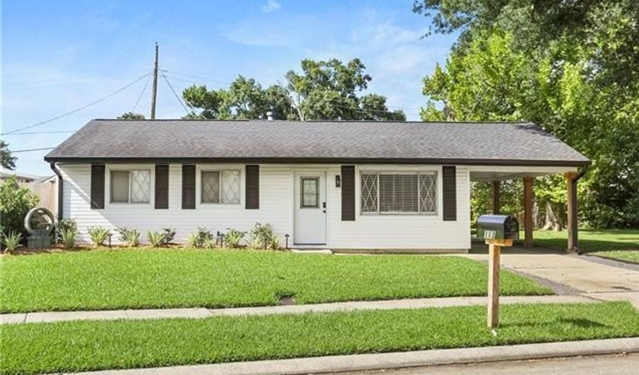 113 VALENTINE Dr, Avondale, LA 70094 - 4 Beds, 2 Bath