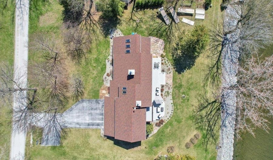 1360 Windmill Point Rd, Alburgh, VT 05440 - 5 Beds, 3 Bath