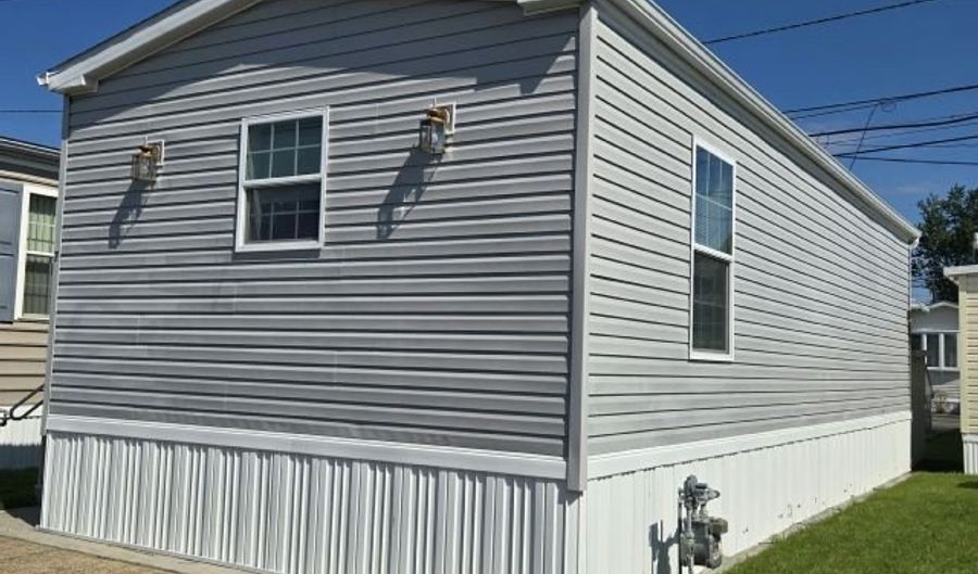 07 Coke Ave 56, Avenel, NJ 07001 - 1 Beds, 1 Bath