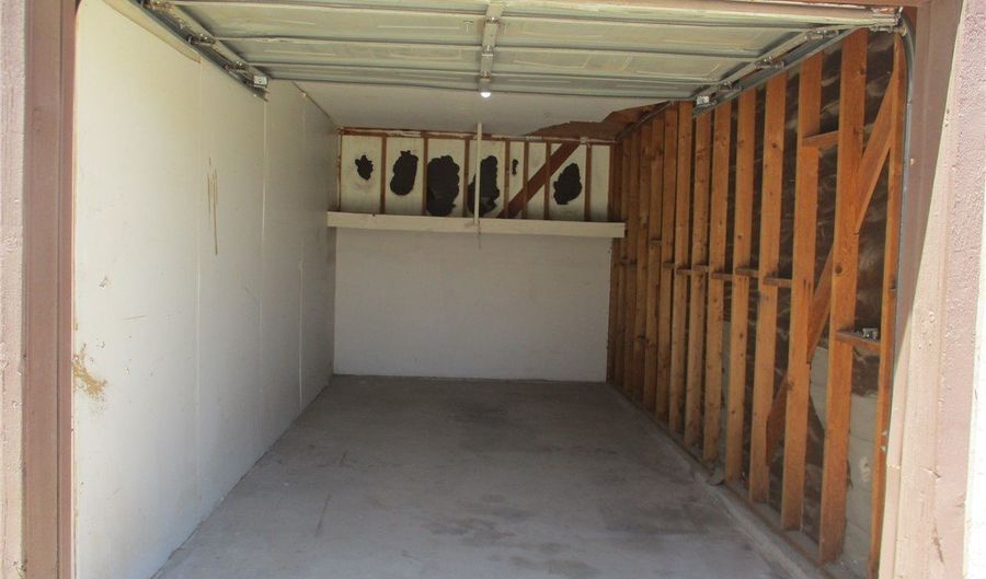 3653 Wendell Ave Unit C, Bullhead City, AZ 86442 - 2 Beds, 1 Bath