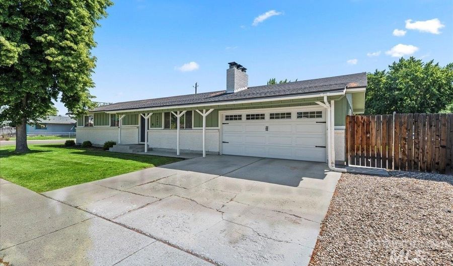 3406 S Centennial Way, Boise, ID 83706 - 3 Beds, 2 Bath