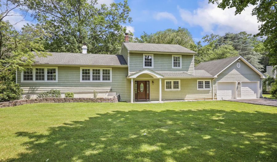 45 Normandy Ct, Middletown, NJ 07748 - 4 Beds, 2 Bath