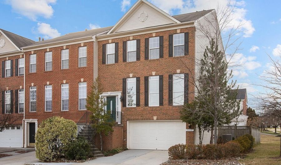 22227 WATERBERRY Ter, Ashburn, VA 20148 - 4 Beds, 4 Bath