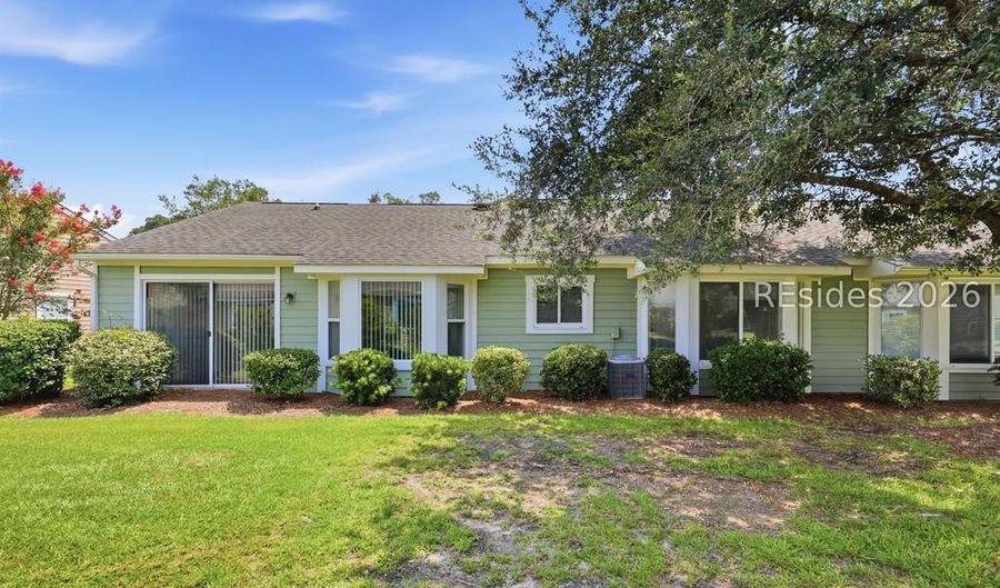 38 Zubler St, Bluffton, SC 29909 - 2 Beds, 2 Bath