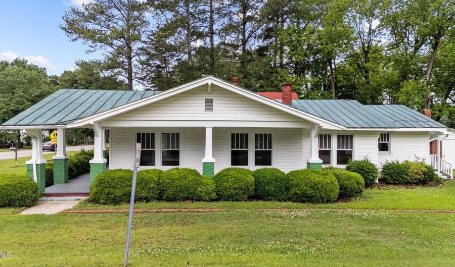 6188 Deans St, Bailey, NC 27807 - 3 Beds, 2 Bath