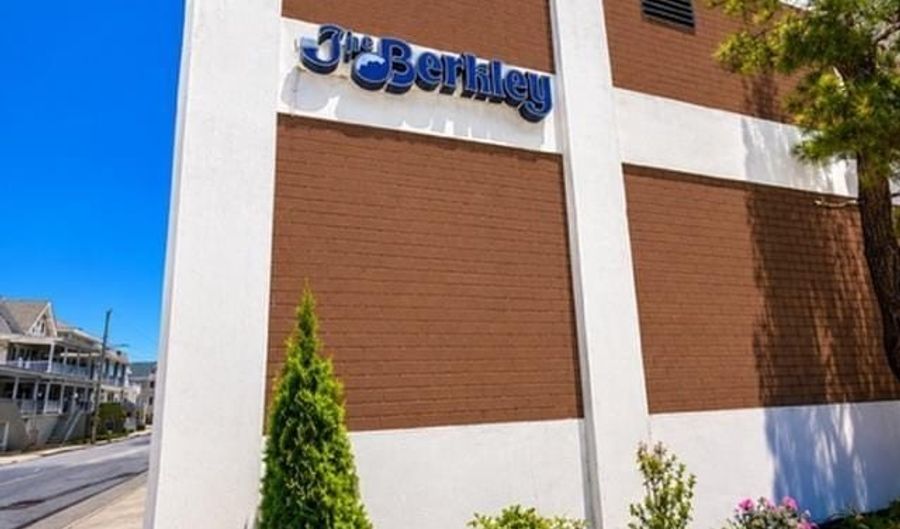 100 S Berkley Sq, Atlantic City, NJ 08401 - 1 Beds, 2 Bath