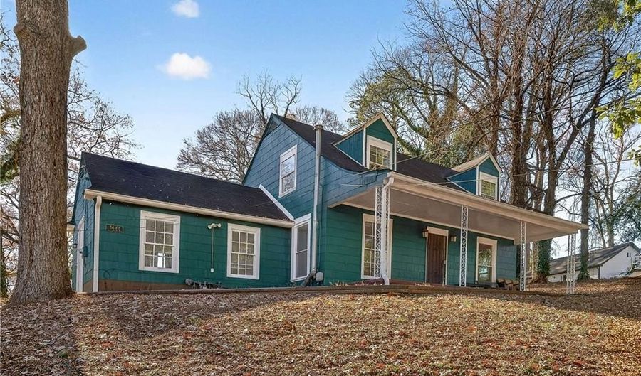 1444 Norman Berry Dr, Atlanta, GA 30344 - 3 Beds, 2 Bath