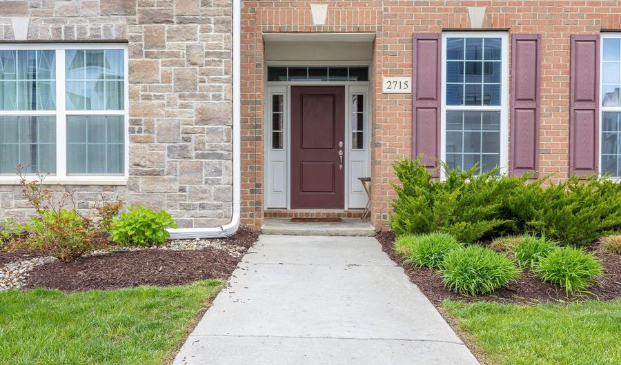 2715 S Spurway Dr, Ann Arbor, MI 48105 - 4 Beds, 3 Bath