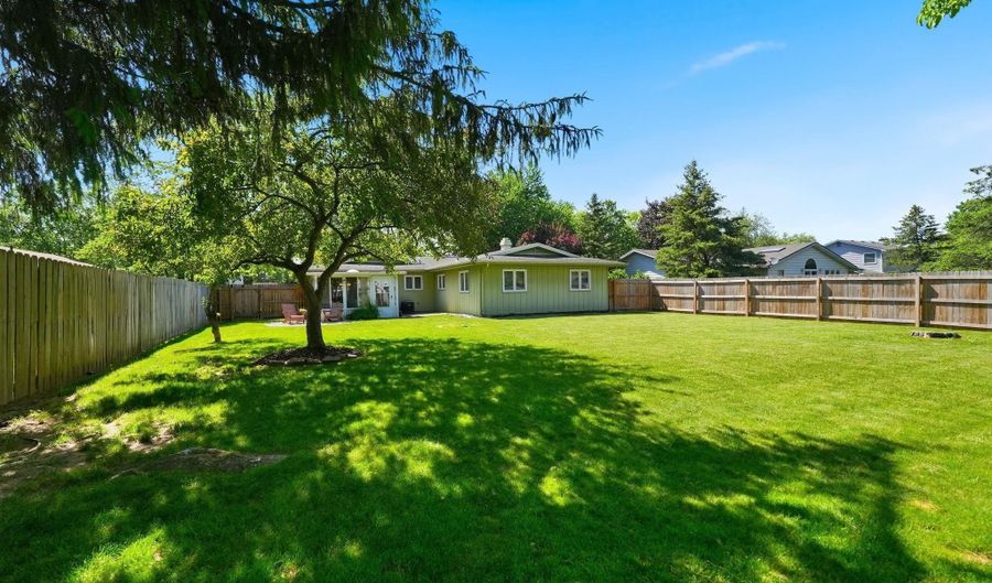 500 Greenbriar Blvd, Auburn, IN 46706 - 3 Beds, 2 Bath