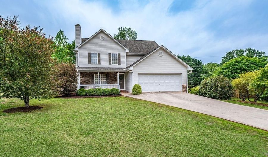 109 S Clearstone Ct, Easley, SC 29642 - 5 Beds, 4 Bath