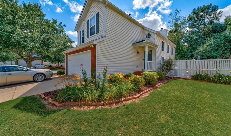 13226 Aventide Ln, Alpharetta, GA 30004 - 3 Beds, 3 Bath