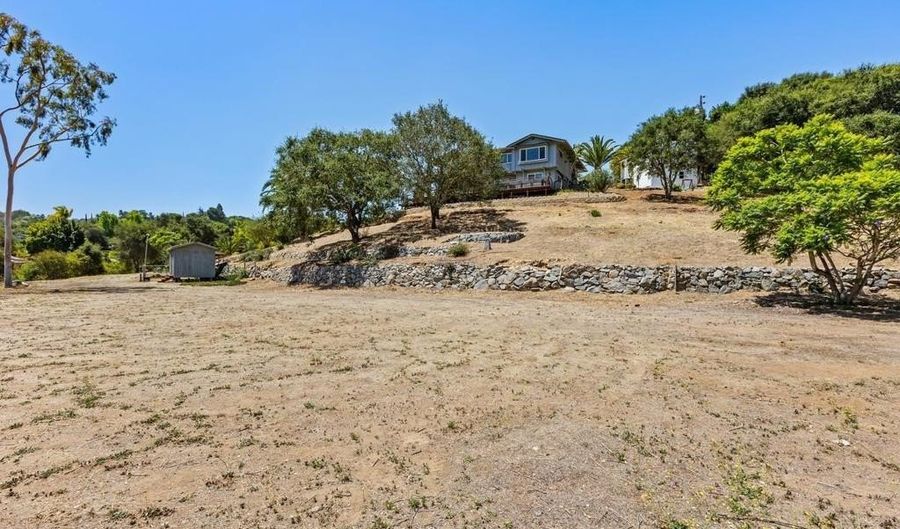 435 Rancho Camino, Fallbrook, CA 92028 - 4 Beds, 4 Bath