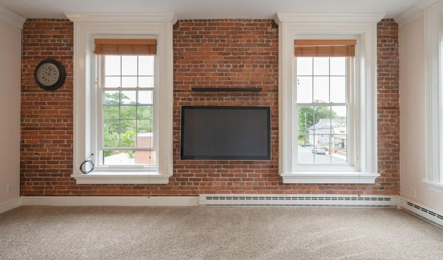 130 Main St 2D, Canton, CT 06019 - 1 Beds, 1 Bath