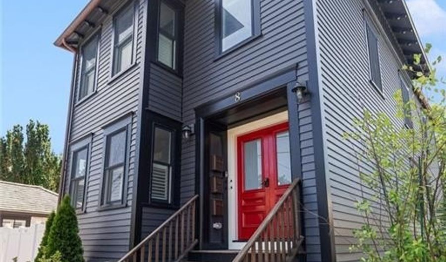 8 Cross St 2, Newport, RI 02840 - 2 Beds, 3 Bath
