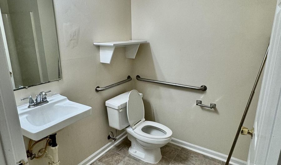 772 E 3rd St K, Ayden, NC 28513 - 1 Beds, 1 Bath