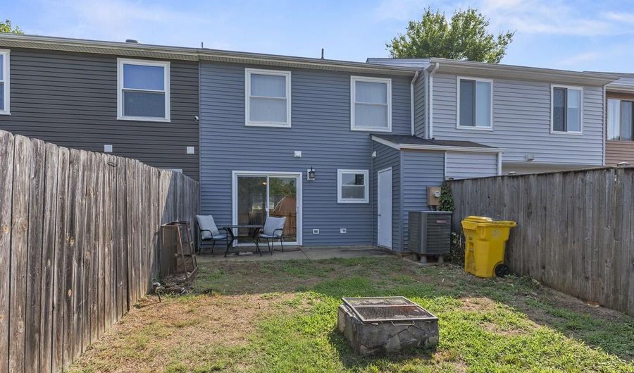 393 CARRONADE Way, Arnold, MD 21012 - 3 Beds, 2 Bath