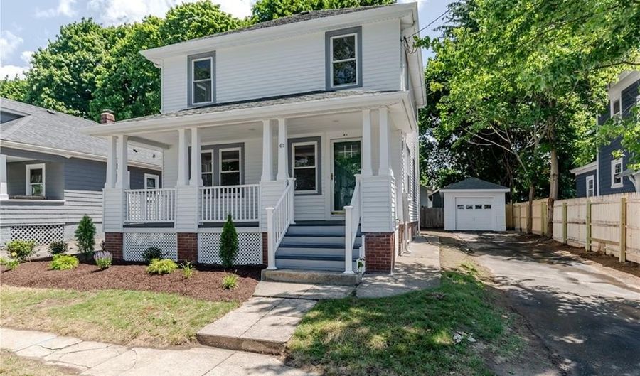 41 Wellesley Ave, North Providence, RI 02911 - 3 Beds, 2 Bath