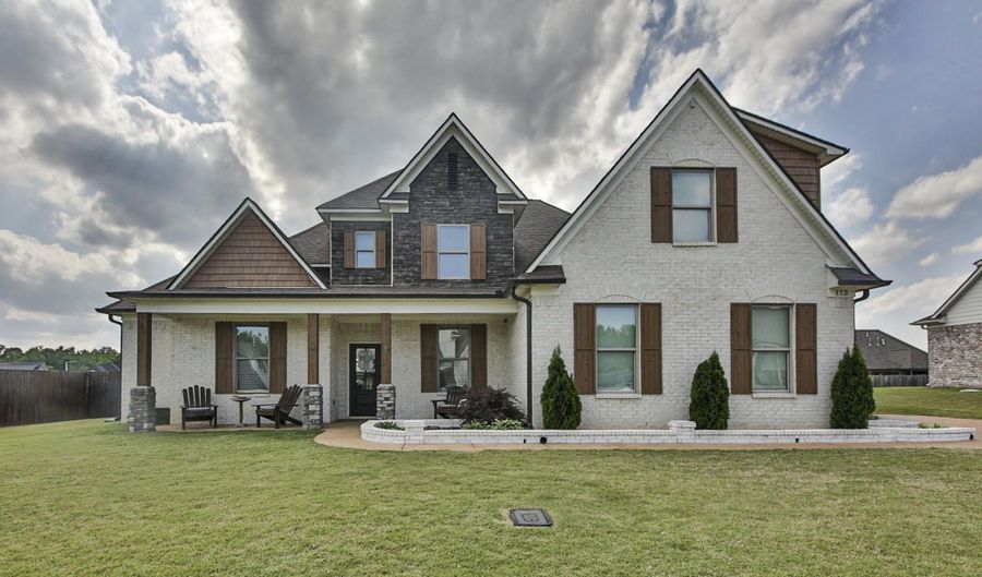 173 CATALPA Cv, Atoka, TN 38004 - 5 Beds, 3 Bath