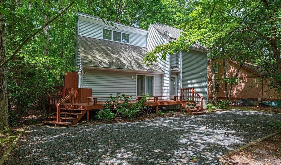 6 BRIARCREST Dr, Ocean Pines, MD 21811 - 2 Beds, 2 Bath