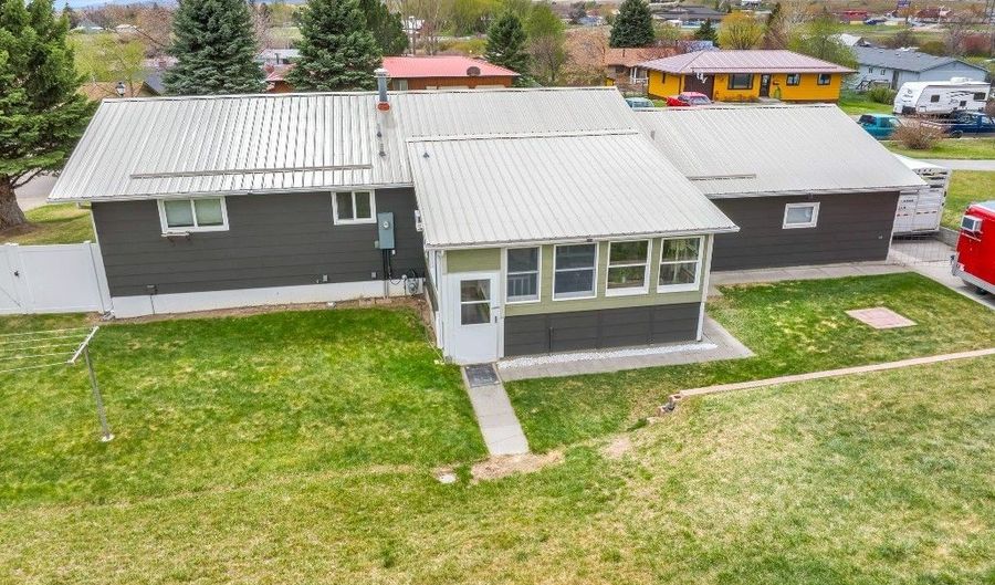 24 Rocky Mountain Dr, Whitehall, MT 59759 - 4 Beds, 2 Bath