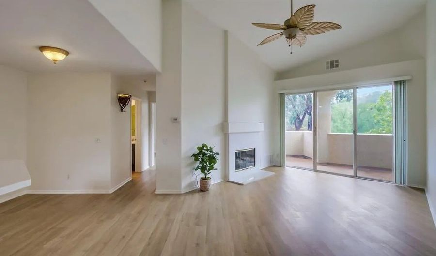 11145 Affinity Ct 29, San Diego, CA 92131 - 2 Beds, 2 Bath