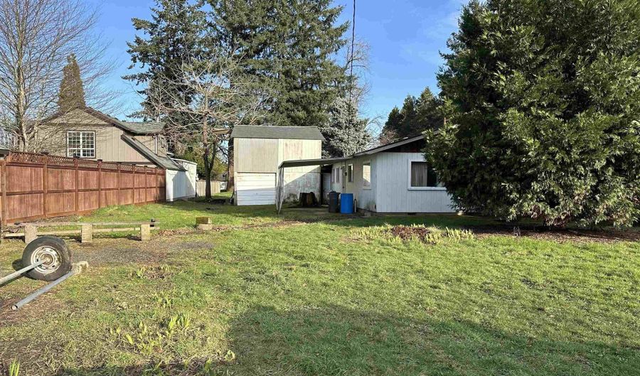4910 Crater Ave N, Keizer, OR 97303 - 3 Beds, 1 Bath