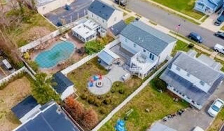 718 19th Ave, Belmar, NJ 07719 - 3 Beds, 2 Bath