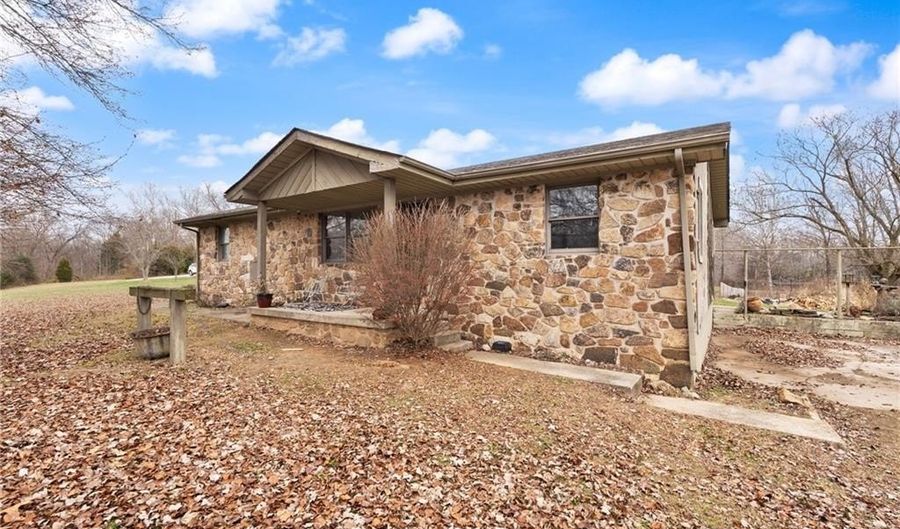 3119 E State Road 256, Austin, IN 47102 - 3 Beds, 2 Bath